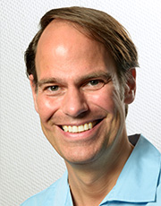 Portait Dr. med. dent. Peter Grund